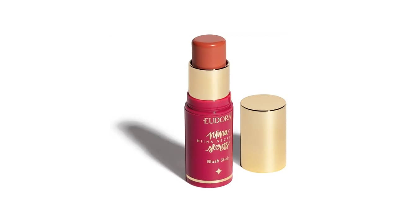 Melhor blush em bastão: 10 Opções para um Make Natural