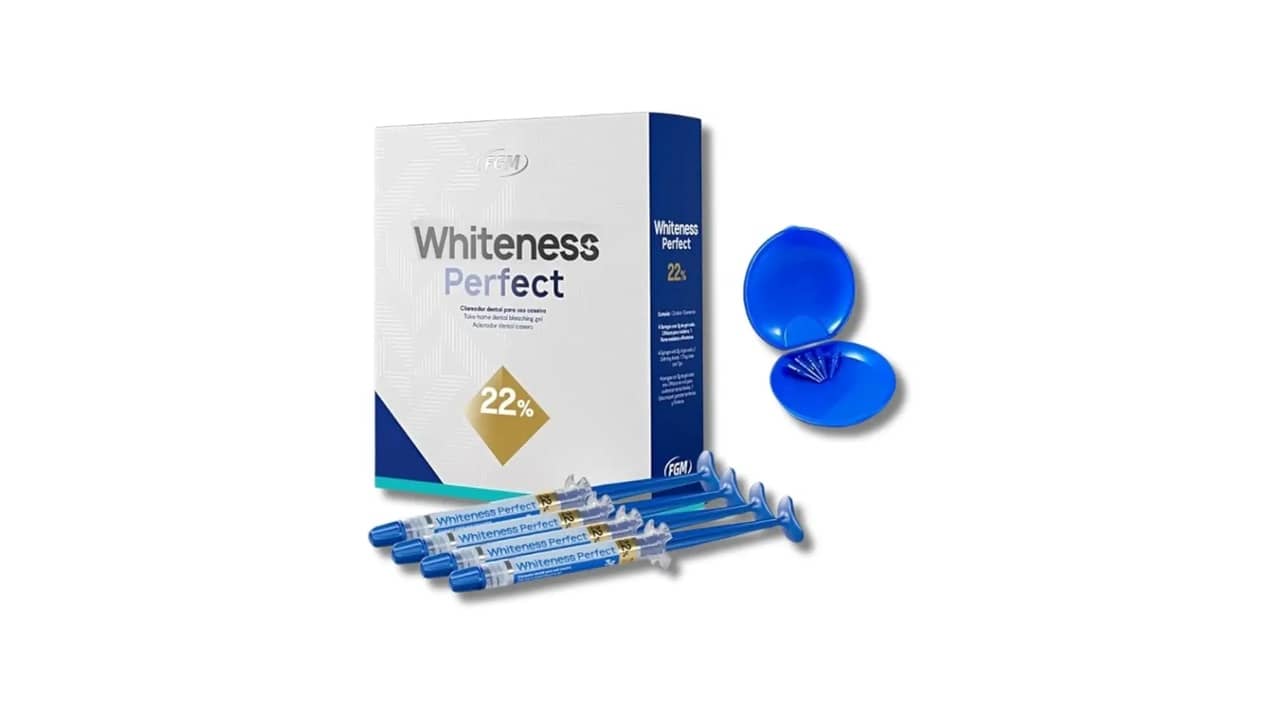 Melhor Clareador Dental Profissional: 10 Kits Eficazes
