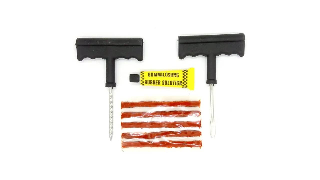 Melhor reparador de pneu para moto: Spray vs Kit de Reparo